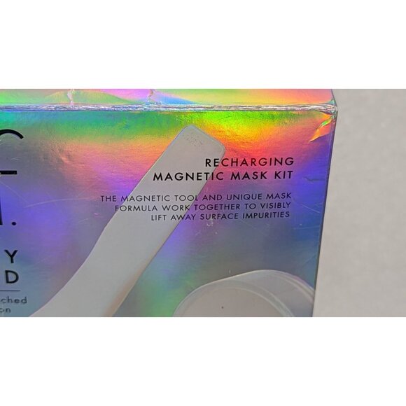 e.l.f. Beauty Shield Recharging Magnetic Mask Kit With Antioxidants - Picture 2 of 5